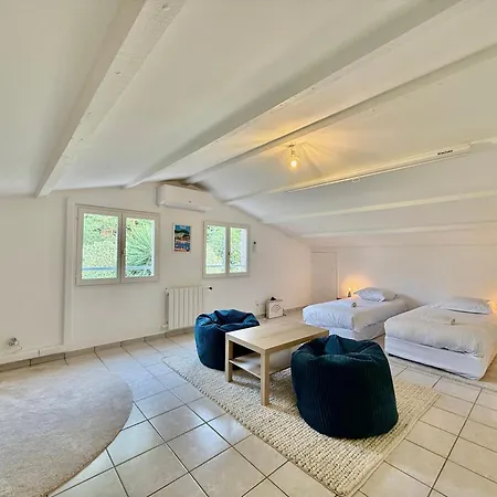 Grande Elegante - Piscine - Proche Plages Villa *