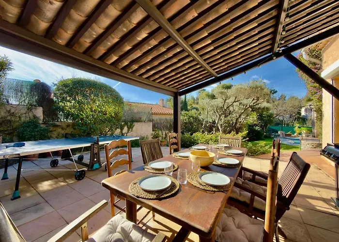 Grande élégante - Piscine - Proche Plages Villa *