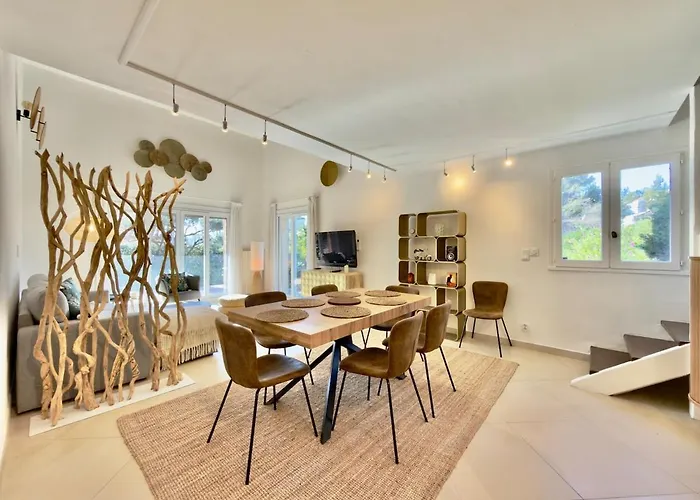 Grande élégante - Piscine - Proche Plages Villa Hyères