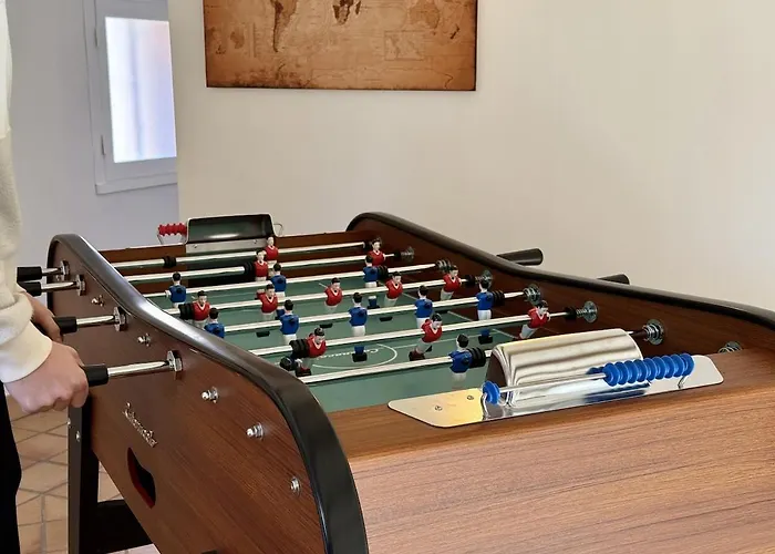 Grande élégante - Piscine - Proche Plages *