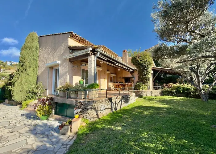 Grande élégante - Piscine - Proche Plages Villa