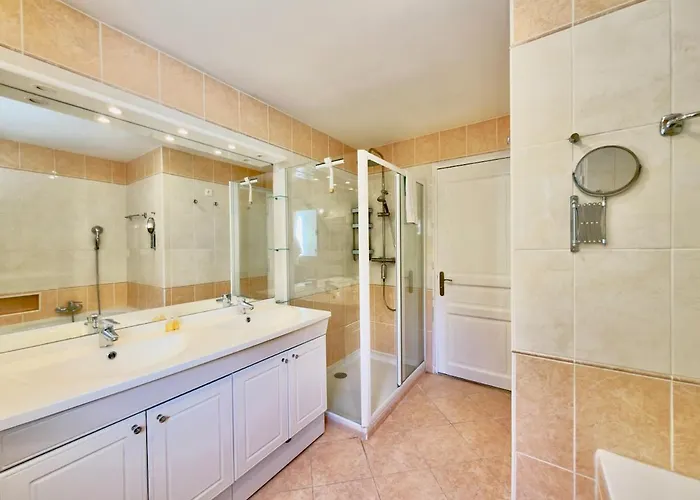 Villa Grande élégante - Piscine - Proche Plages Hyères